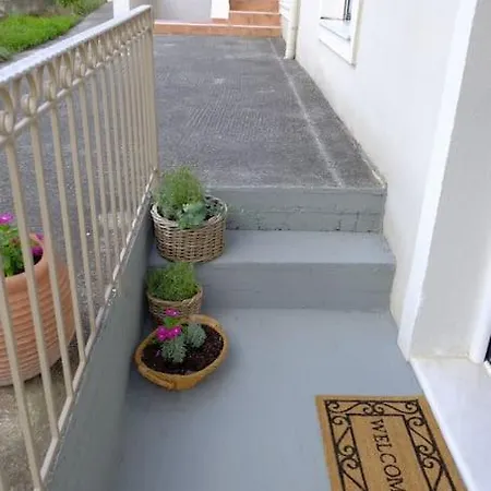 Daire Vintage Garden House