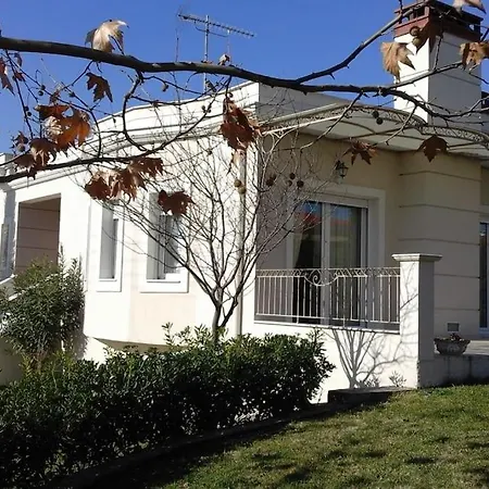 Villa Vintage Garden House