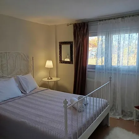 Daire Vintage Garden House *